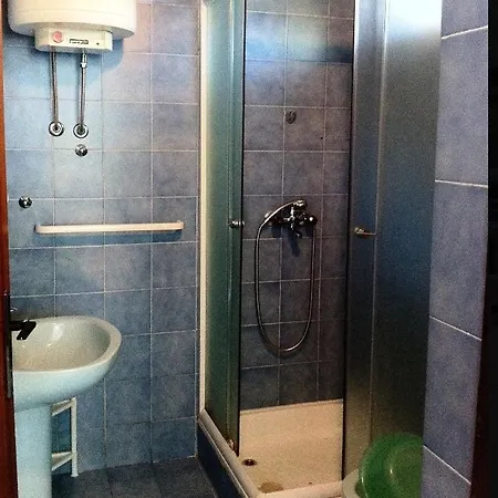 Neve Apartment *